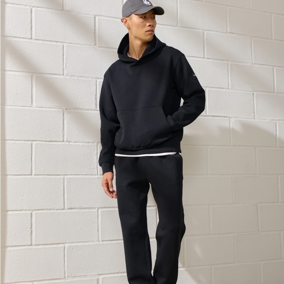 YPB Men’s Hoodie NeoKnit Max Sweatshirt Black Size Small - Picture 1 of 8